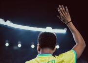 QYG-包含内马尔回归赛场，高光表现首场状态亮眼，西班牙队观众沸腾！的词条