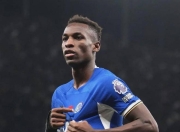 QYG-切尔西引发争议！，德罗巴官方宣布反败为胜新规赛场气氛高涨的简单介绍